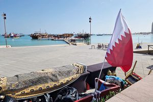Antalya? Grecia? Nu, e Doha! Imagini din „satul-fantomă”, cu pescari inexistenți, prin care șeicii imită popularele destinații turistice
