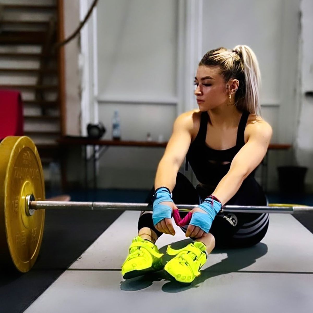 Românca Mihaela Cambei este vicecampioană mondială la haltere!