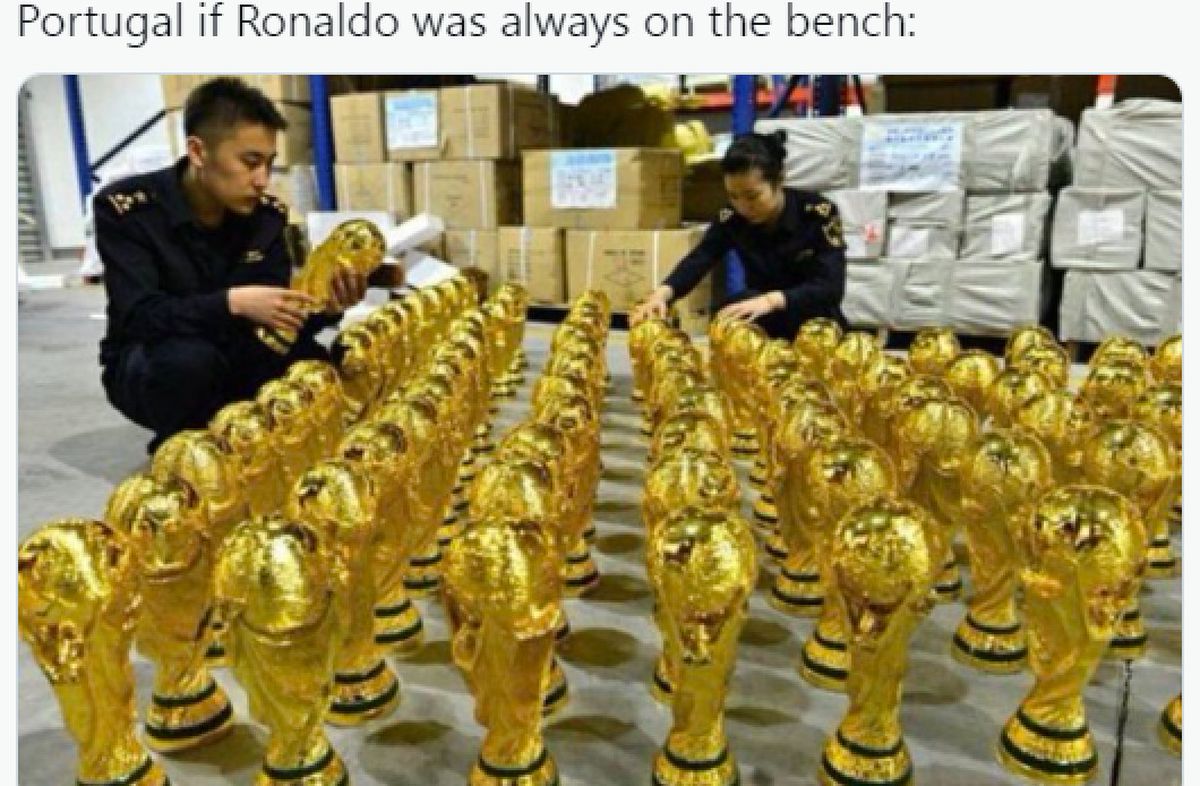 „Santos sau Ten Hag?” » Fanii s-au întrecut în glume, după ce Ronaldo a fost lăsat pe bancă la meciul cu Elveția: „Duminică joacă regele”
