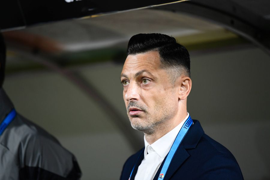 Mirel Rădoi // FOTO: Imago Mihai Rotaru, prima reacție după demisia lui Mirel Rădoi: „A fost nociv pentru Universitatea Craiova. Poate nu e pregătit să antreneze echipa” + Ce spune despre viitorul antrenor
