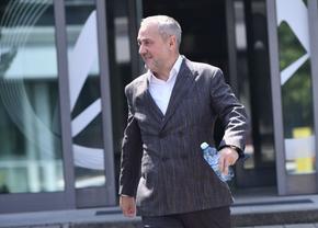 Cine vine în locul lui Mirel Rădoi la CS Universitatea Craiova » Gazeta a aflat cine e pe lista lui Rotaru: „Știu pe cine vreau din iarnă”
