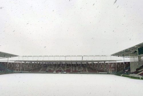 Stadionul din Giulești, acoperit de zăpadă // sursă foto: Facebook @ FC Rapid 1923
