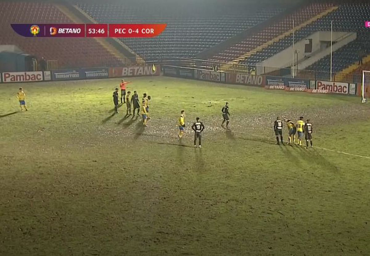 Calificarea decisă de o groapă din gazon! Moment savuros după golul decisiv din Cupa României Betano