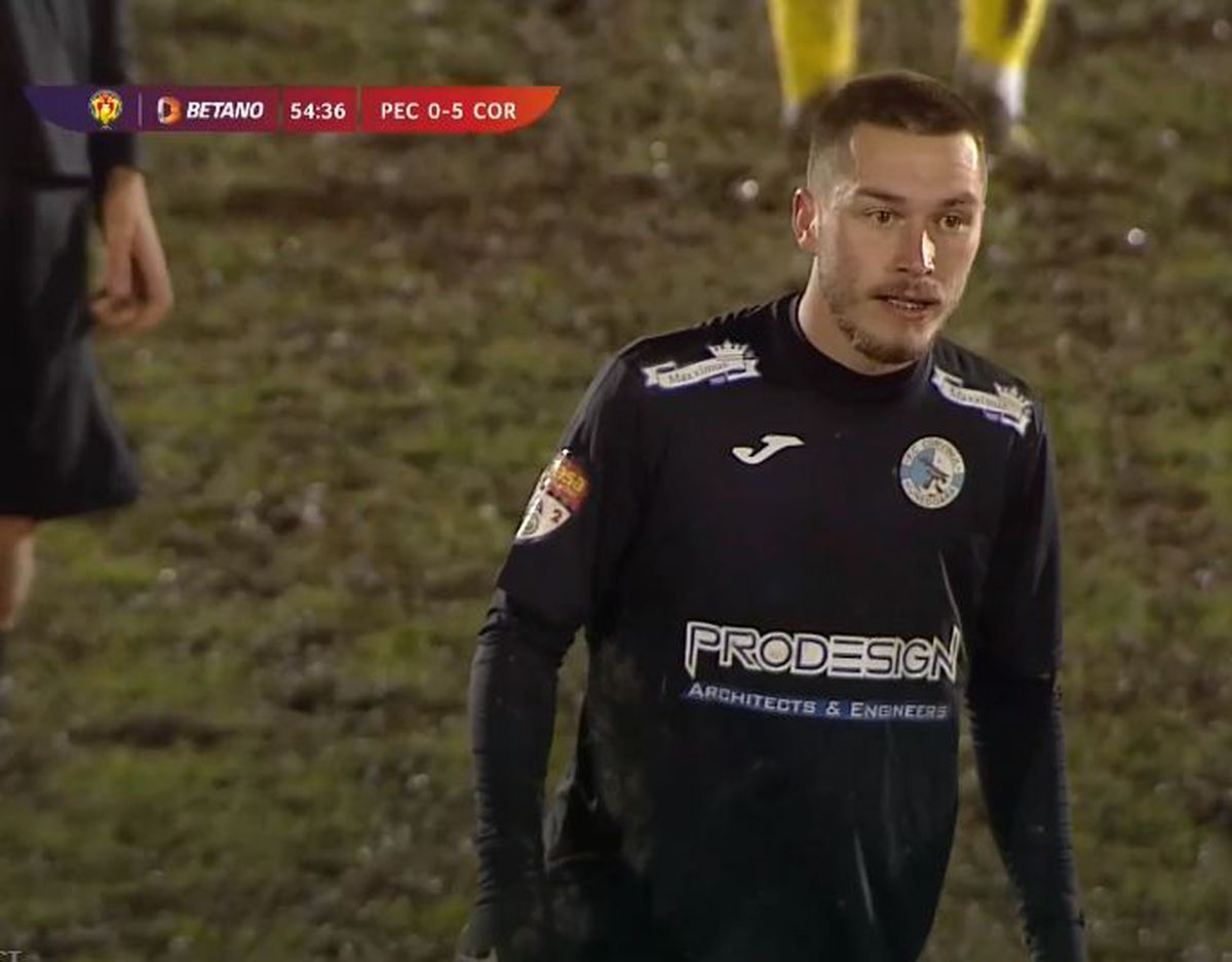 Calificarea decisă de o groapă din gazon! Moment savuros după golul decisiv din Cupa României Betano