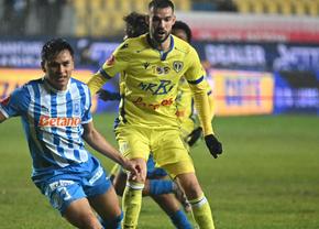 Petrolul - Universitatea Craiova 1-1 » Lupte în noroi pentru un rezultat care îi ajută mai mult pe alții
