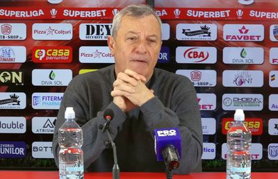 Meciul și conferința cu cântec în Superliga: „Rednic a plecat și au rămas șperlele aici!”