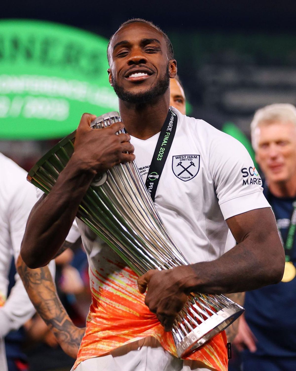 Imagini cu puternic impact emoțional! Starul din Premier League a scăpat cu viață, după ce mașina lui s-a făcut zob » În ce stare a ajuns la spital