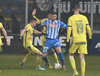 Șoc în Superliga » Antrenorul a dus echipa pe loc de play-off și și-a dat ...