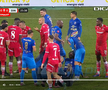 Intrarea neglijentă a lui Sivis a lăsat-o pe Dinamo cu om în minus din minutul 26 » Din camera VAR nu s-a intervenit