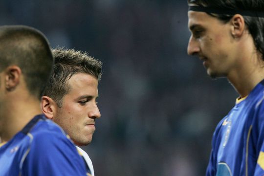Rafael van der Vaart și Zlatan Ibrahimovic nici măcar nu s-au privit în ochi când au fost adverari la națională / Foto: Imago