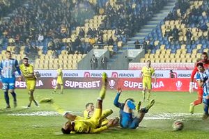 Petrolul - Universitatea Craiova 1-0, în etapa #19 din Superliga » Tudorie deschide scorul, faza a fost analizată aproape 5 minute