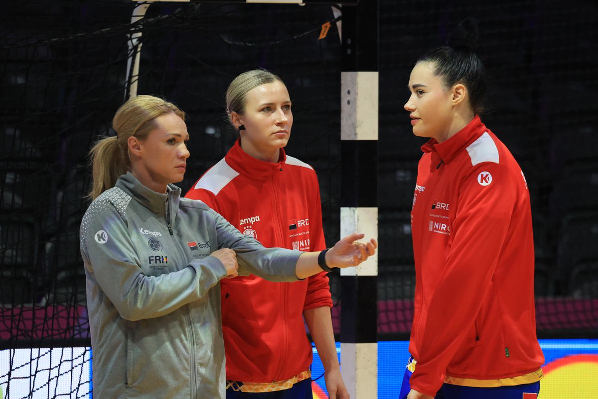 Momente de la încălzire înaintea meciului România - Elveţia