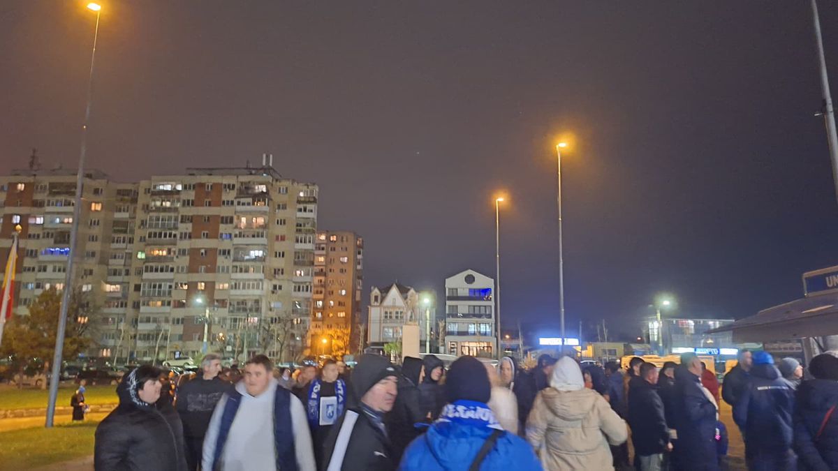 Imagini înainte de Universitatea Craiova - CFR Cluj