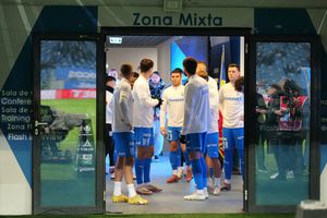 Universitatea Craiova - CFR Cluj » 20.000 de suporteri în tribune, atmosferă efervescentă