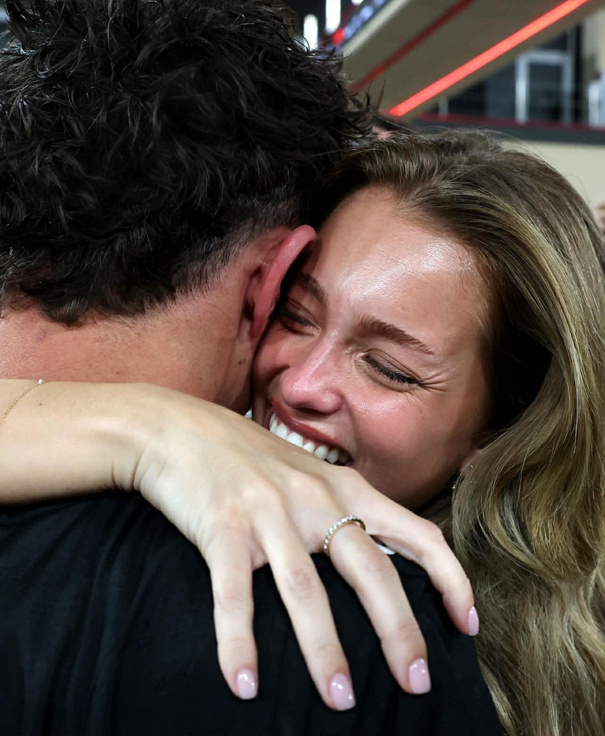 Nu degeaba „cad” pentru ea cele mai mari nume » După fotbalist, s-a cuplat cu un pilot de Formula 1