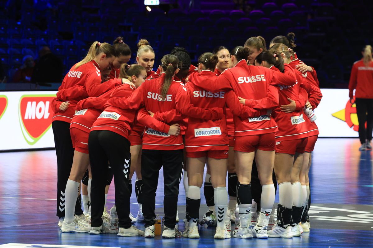 Momente de la încălzire înaintea meciului România - Elveţia