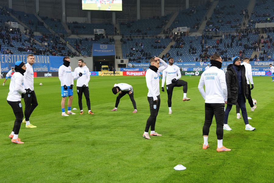 Cadou de la olteni! Universitatea Craiova s-a jucat cu ocaziile, iar CFR Cluj, cu Hindrich impresionant, obține un punct nesperat