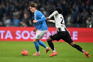 Napoli - Juventus, derby-ul etapei #14 în Serie A » Gazdele sunt în avantaj