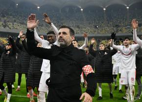 Cu dedicație pentru Zeljko Kopic. Mesaj scris în croată la Derby de România
