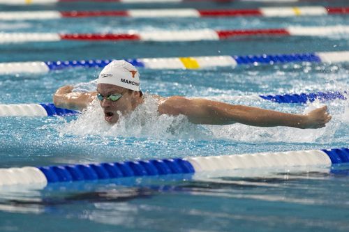 Leon Marchand în acțiune în cadrul probei de 200 m fluture  la US Open FOTO Imago Images
