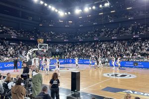 U-BT – Partizan, meciul anului în baschetul românesc! BTarena, plină cu 30 de minute înainte de start: oaspeții au fost huiduiți