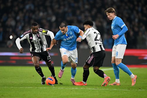 Napoli - Juventus, în etapa #14 din Serie A // FOTO: Getty Images