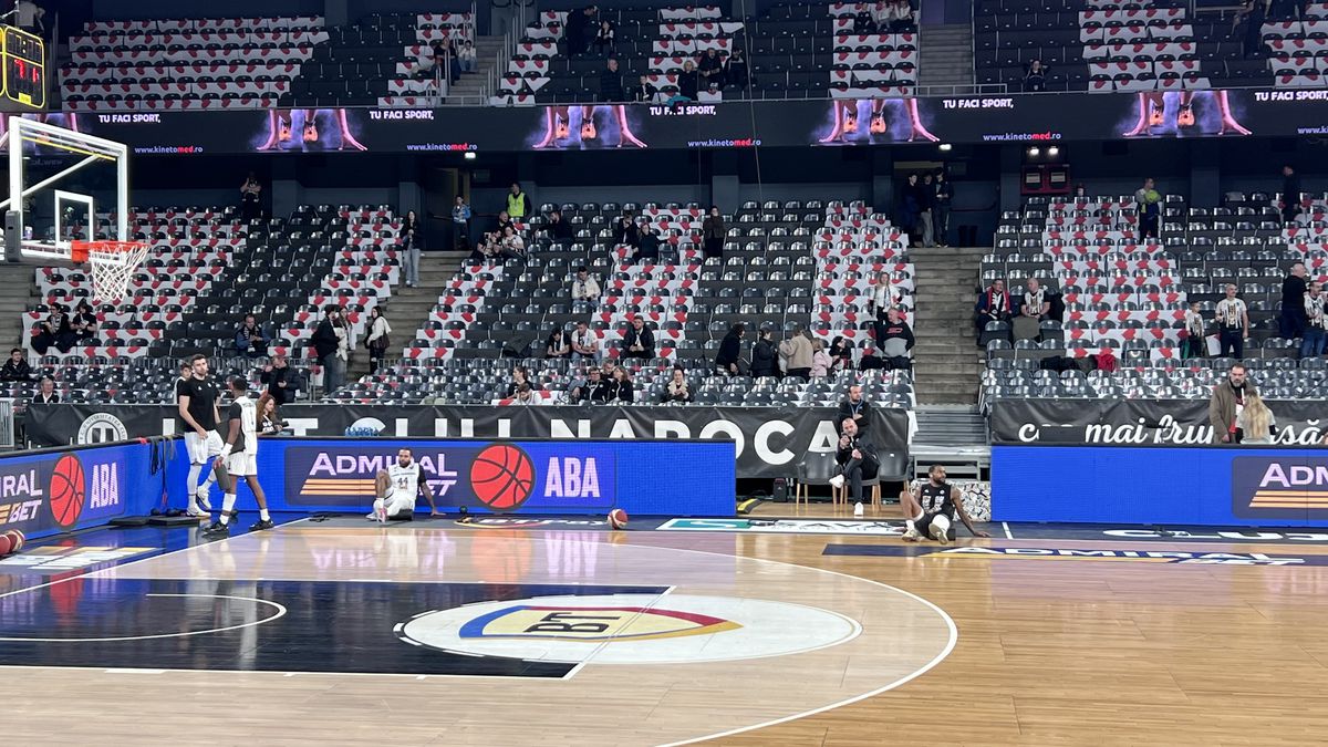 Într-o atmosferă europeană creată de 10.000 de fani, U-BT Cluj-Napoca a pierdut testul cu galonata Partizan Belgrad