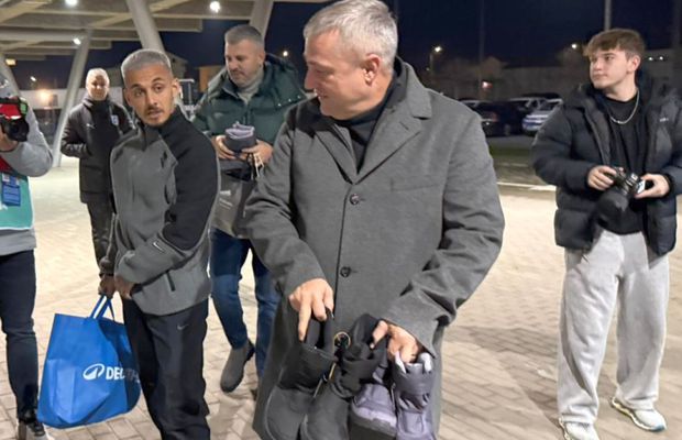 Câte perechi de ghete au donat în total cei 23.000 de oameni veniți la Craiova - CFR Cluj