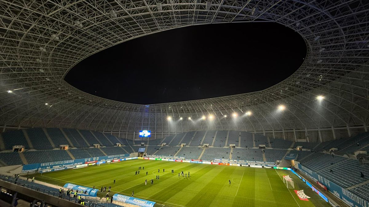 Imagini înainte de Universitatea Craiova - CFR Cluj