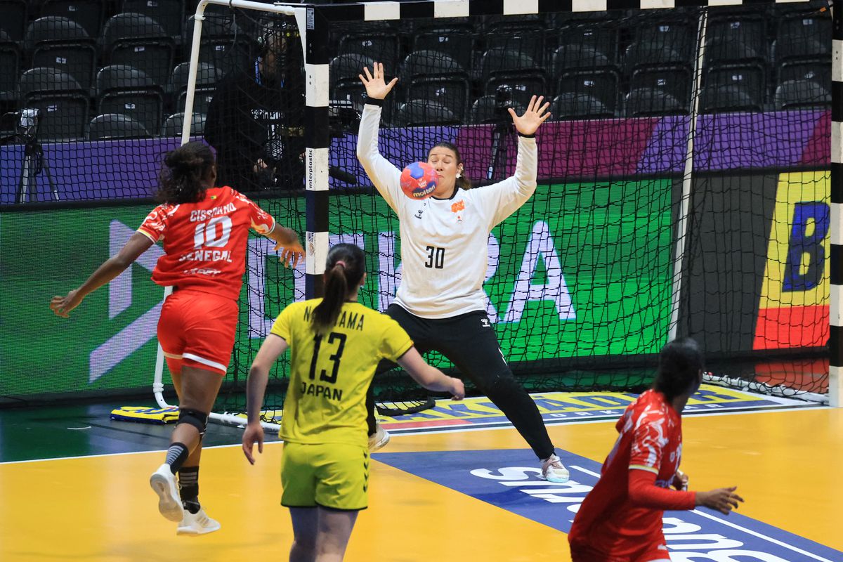 După ce a fost aproape de a bate Ungaria, Japonia a fost chinuită timp de 55 de minute de naționala zdrobită de România!