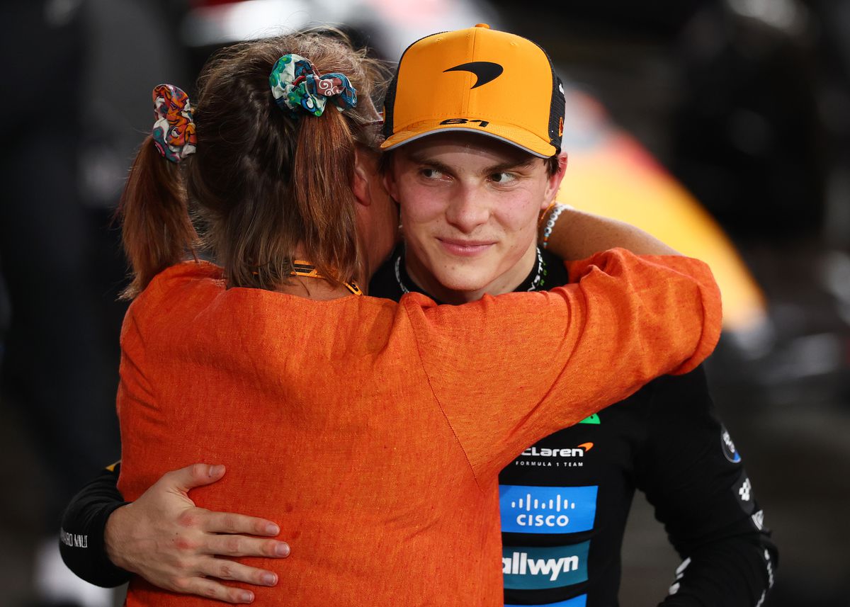 Noul campion din Formula 1 a petrecut până în zori alături de iubită » Suma uriașă pe care Lando Norris a lăsat-o la masă