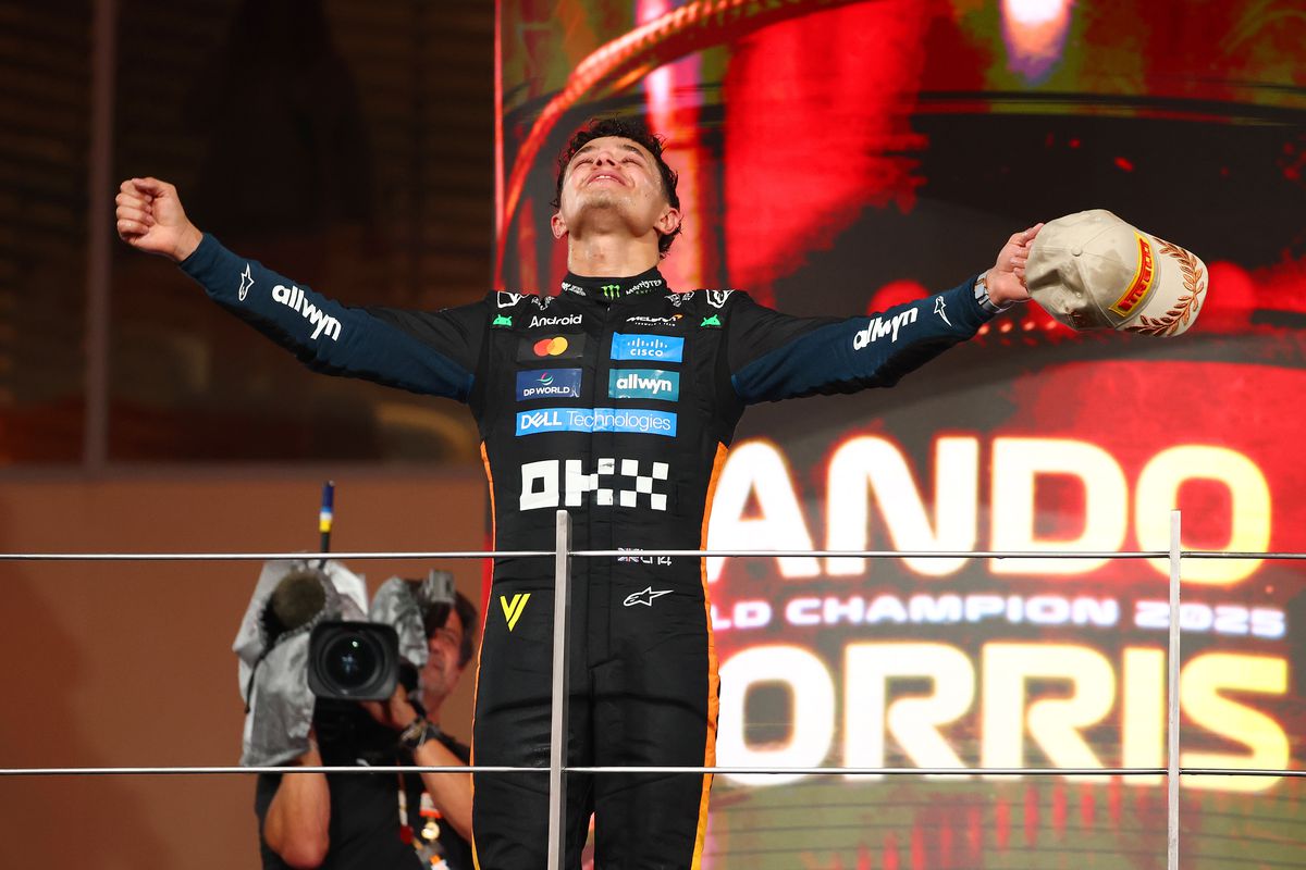 Noul campion din Formula 1 a petrecut până în zori alături de iubită » Suma uriașă pe care Lando Norris a lăsat-o la masă