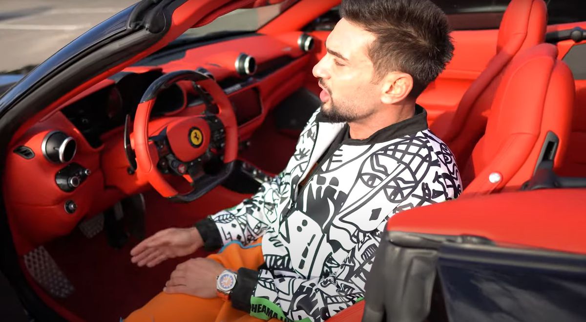 VIDEO Un jucător din Liga 1, vedetă în vlogul lui Dorian Popa datorită mașinii de 200.000 de euro: „Mamă! Acum știu pentru ce muncesc”