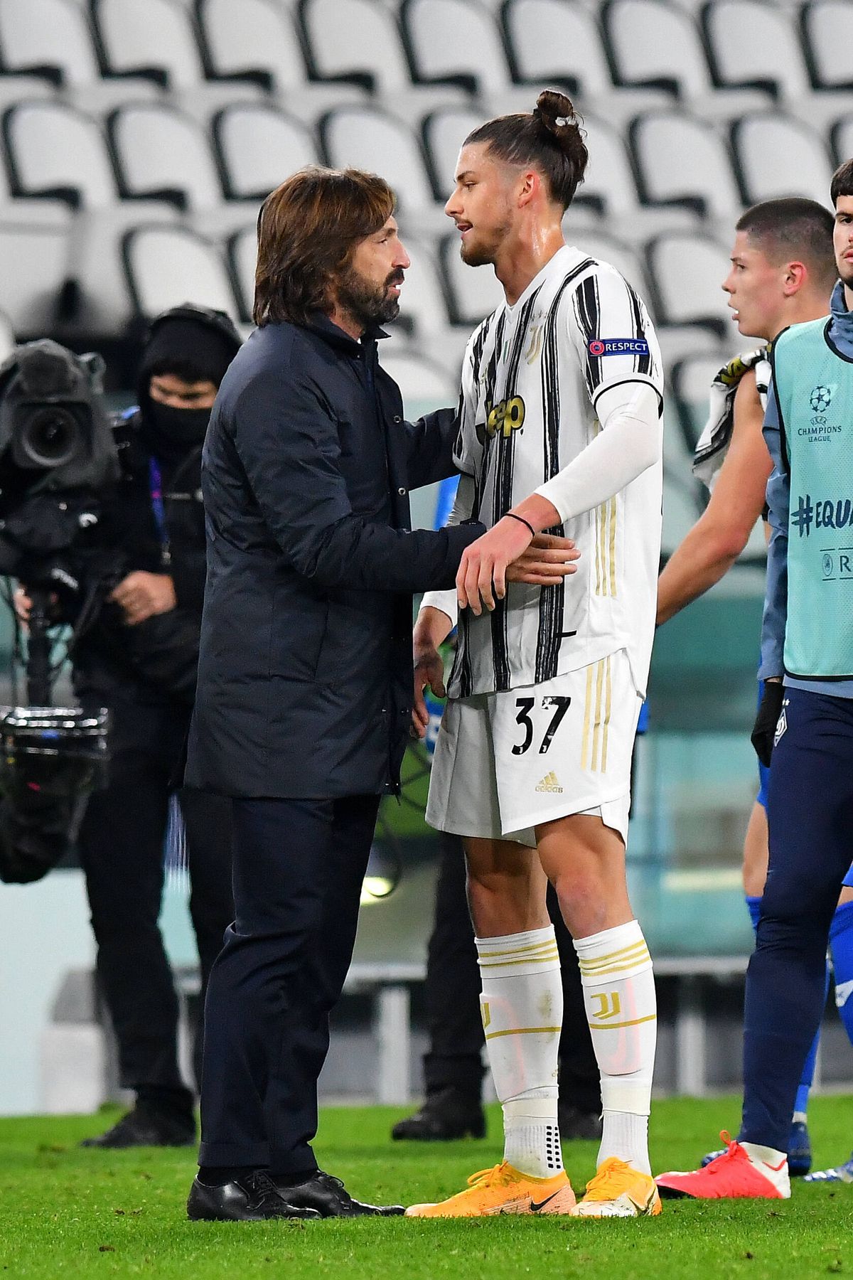 UPDATE Juventus, acord cu Radu Drăgușin! Ce se întâmplă cu fundașul român