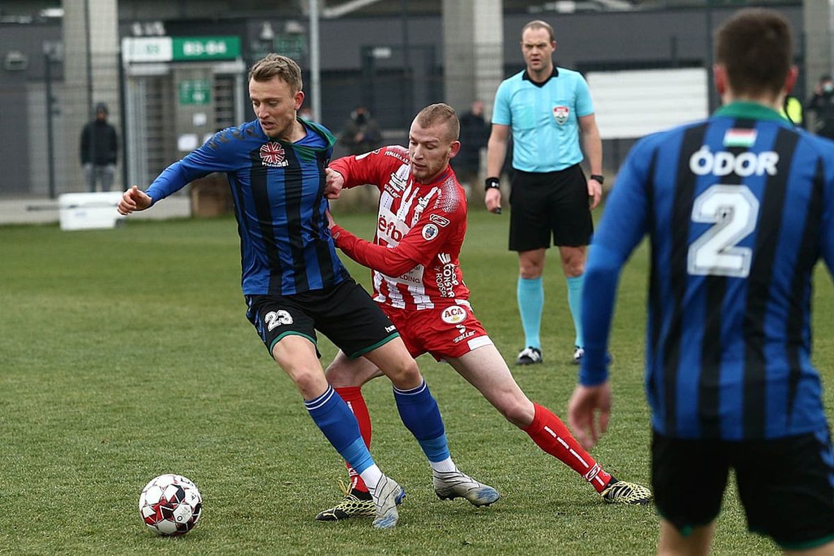 FOTO AMICAL SZEGED - UTA 0-3