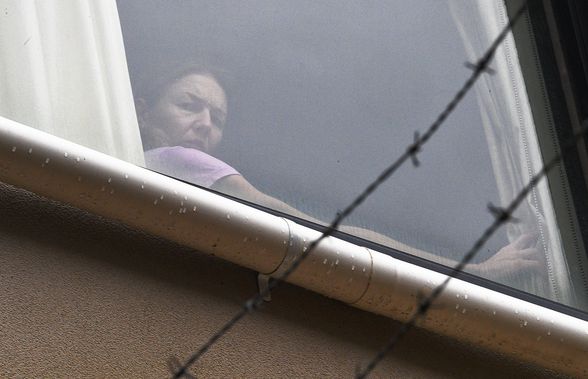 Jucătoarea plasată în hotelul refugiaților, alături de Djokovic: „E ca la închisoare. Fereastra e blocată, sunt paznici sub ea”