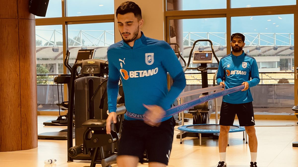 Decizia lui Reghecampf, după ce vremea din Antalya i-a dat peste cap planurile