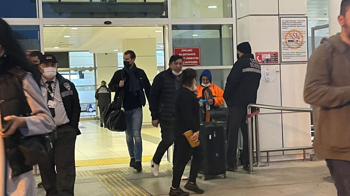 Arlauskis a ajuns în Antalya și merge direct în cantonamentul unei echipe de play-off: „Ne vedem pe teren!”