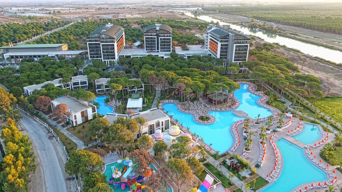 Antalya, „pământ românesc” » 7 echipe din Liga 1 pregătesc a doua parte a sezonului în Turcia + programul amicalelor