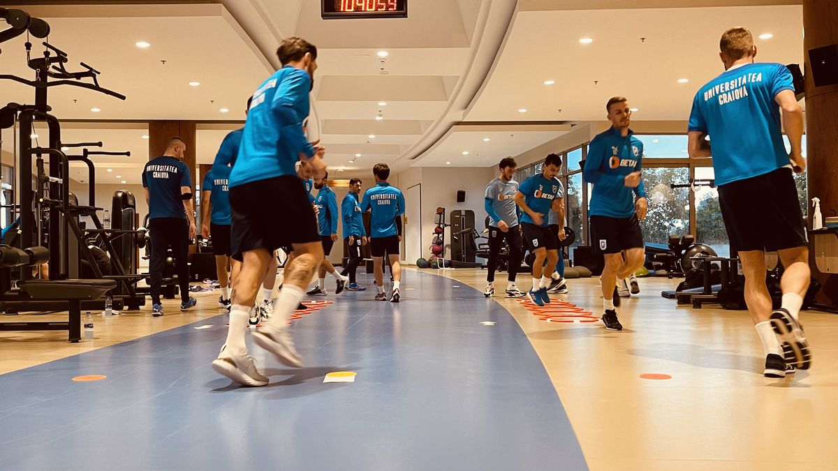 Decizia lui Reghecampf, după ce vremea din Antalya i-a dat peste cap planurile