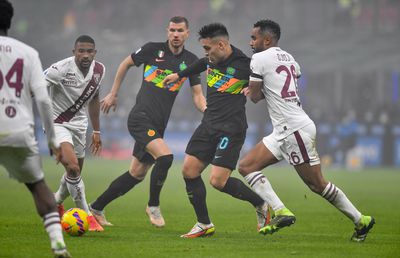 Liga contraatacă și scoate fotbalul din carantină