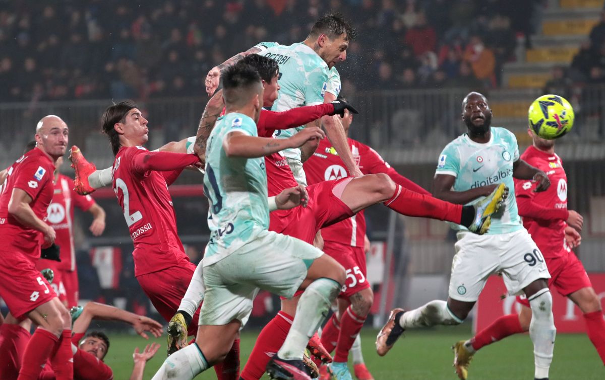 Inzaghi și Lautaro Martinez, nervoși după pasul greșit făcut de Inter în Serie A: „Avem VAR de 5 ani. Nu mai pot exista astfel de erori”