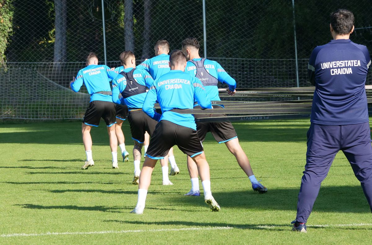 Jucătorii de la Universitatea Craiova trag tare » Cum arată antrenamentele lui Neagoe + Ce jucător va lipsi 2 luni
