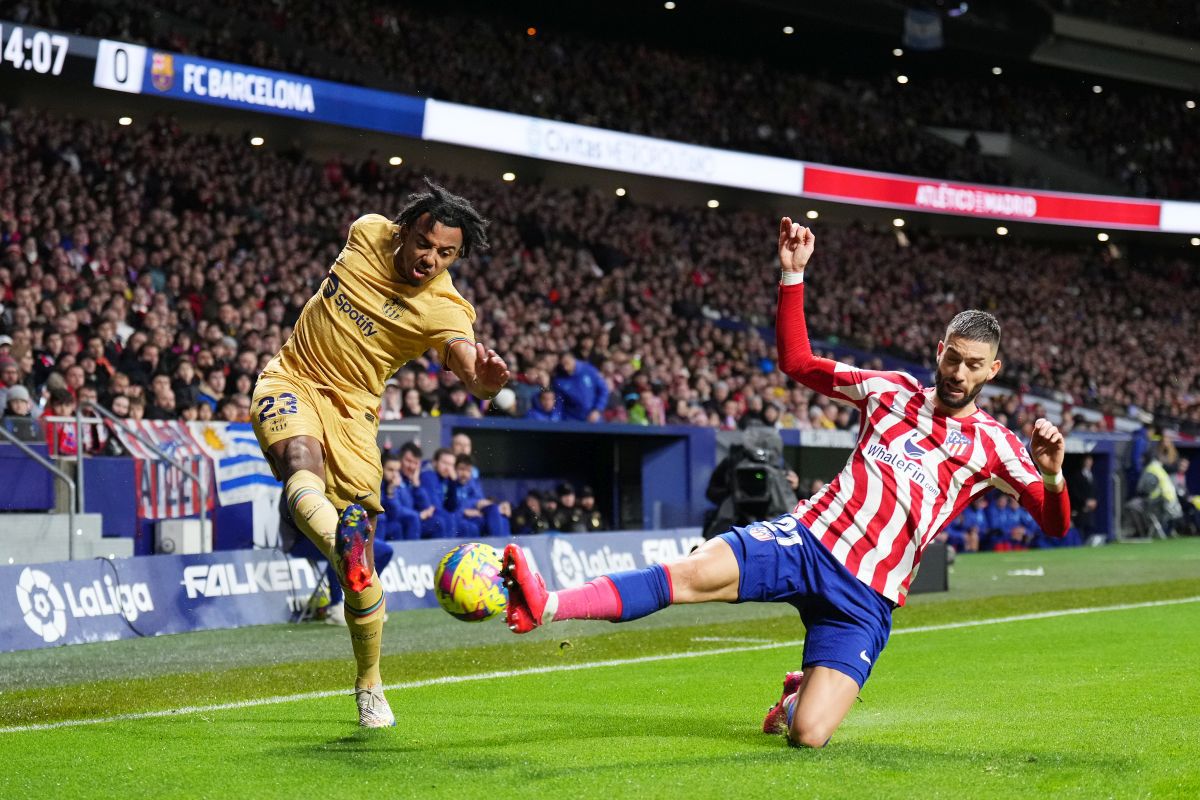 Un jucător de la Atletico Madrid, revoltat după meciul cu Barcelona: „Nu înțeleg de ce am început așa. Am intrat cu frică” » Concluziile lui Simone și Xavi