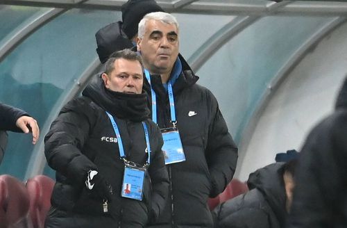 Mihai Stoica (57 de ani), managerul general al celor de la FCSB, a dezvăluit că FCSB caută un alt antrenor cu licență PRO în locul lui Leo Strizu (55 de ani).