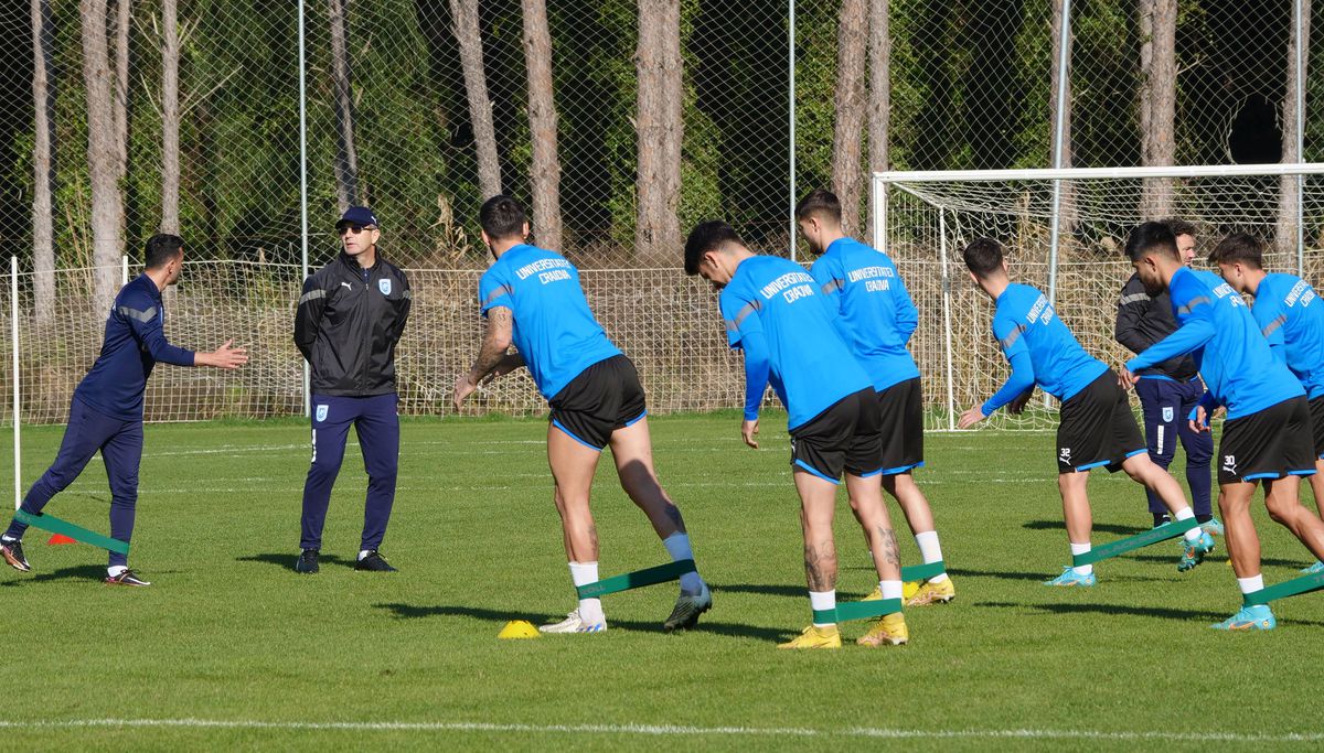 Jucătorii de la Universitatea Craiova trag tare » Cum arată antrenamentele lui Neagoe + Ce jucător va lipsi 2 luni