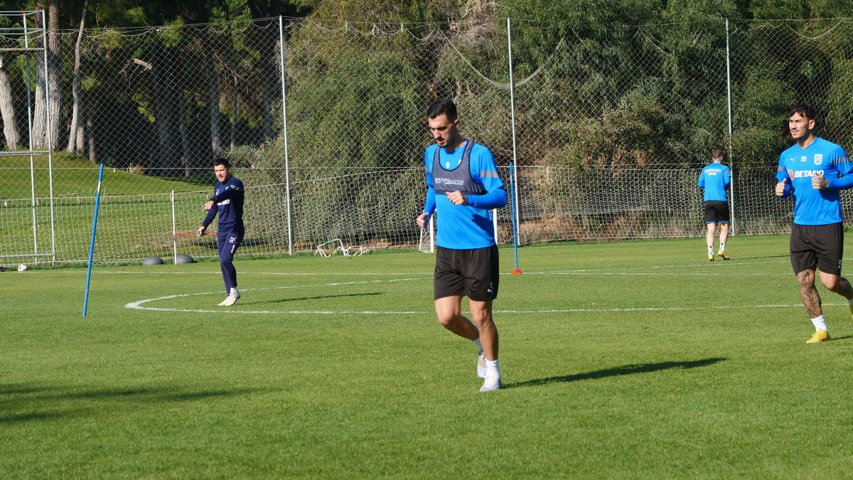 Jucătorii de la Universitatea Craiova trag tare » Cum arată antrenamentele lui Neagoe + Ce jucător va lipsi 2 luni