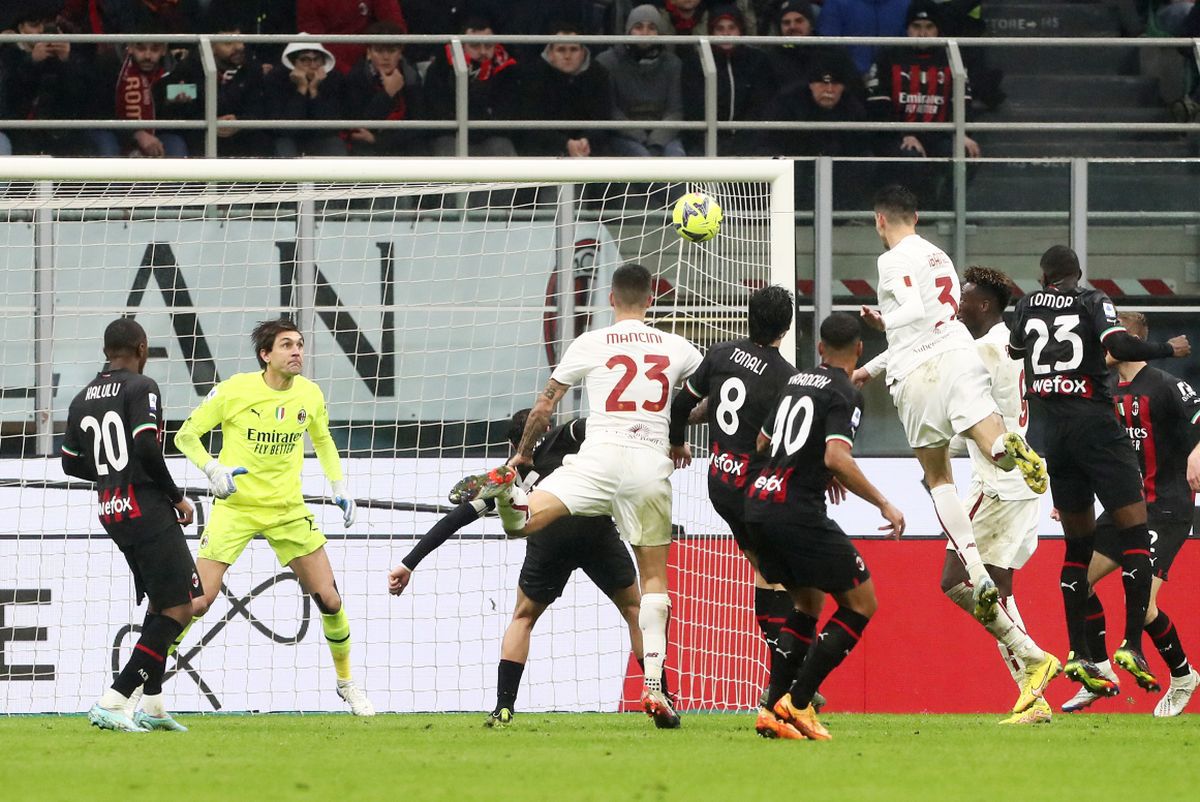 Final incredibil în AC Milan - AS Roma » Tătărușanu a primit două goluri după minutul 87