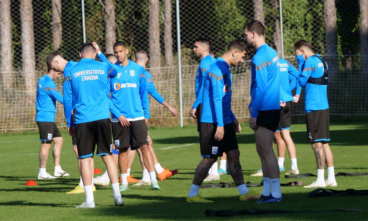 Jucătorii de la Universitatea Craiova trag tare » Cum arată antrenamentele lui Neagoe + Ce jucător va lipsi 2 luni
