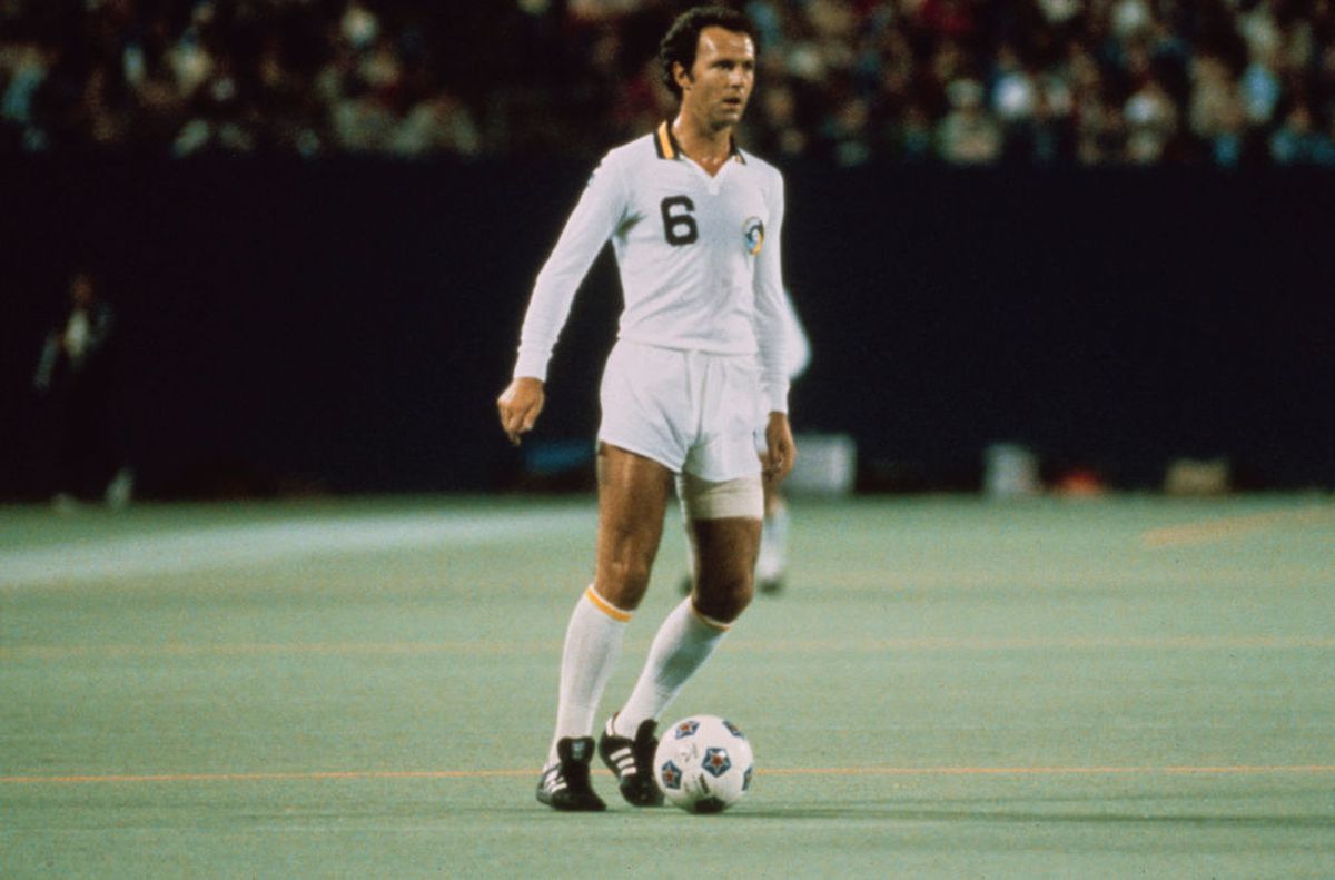 Imagini de colecție din cariera legendarului Franz Beckenbauer